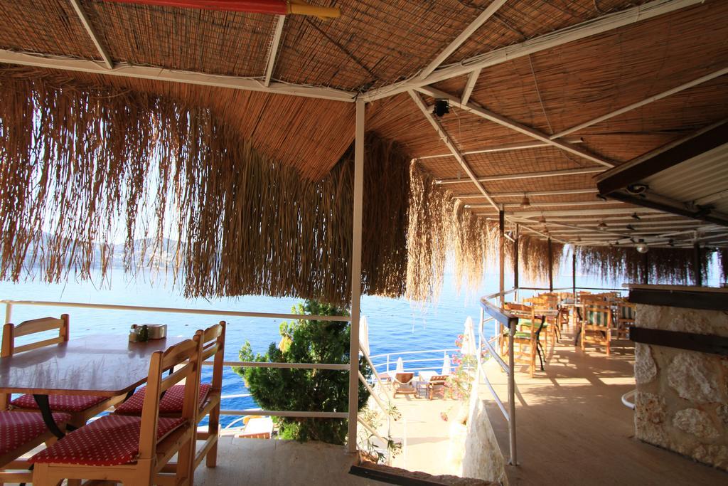 Caretta Hotel Kalkan Exteriör bild