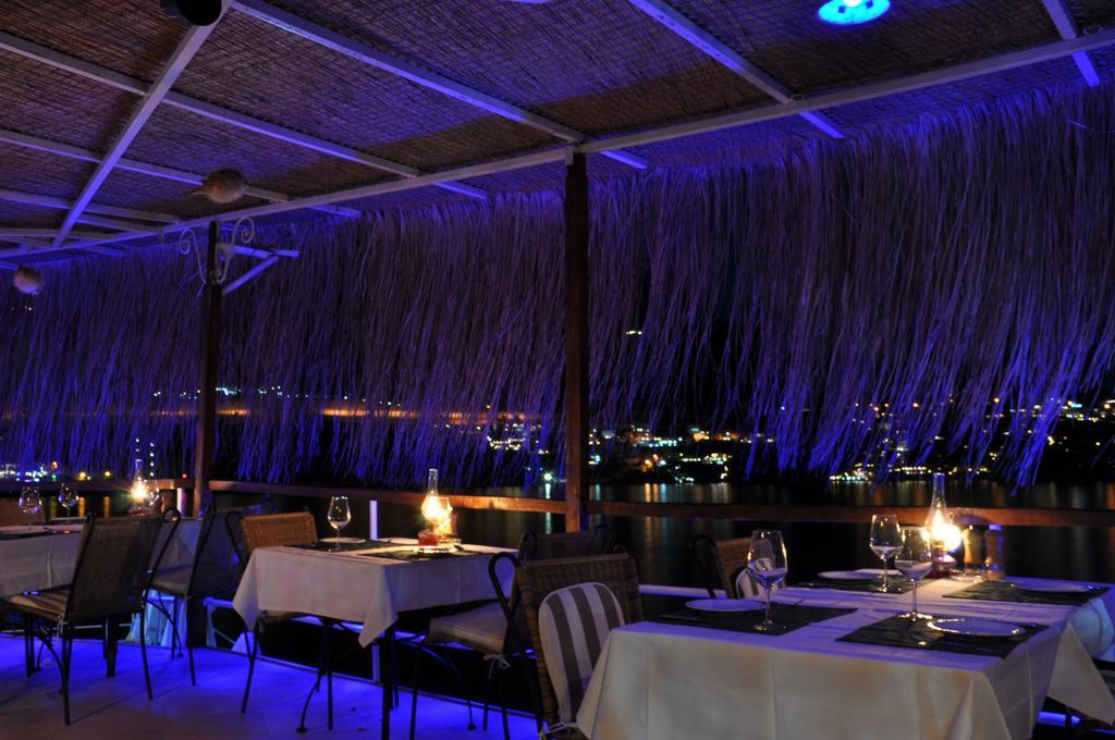 Caretta Hotel Kalkan Exteriör bild