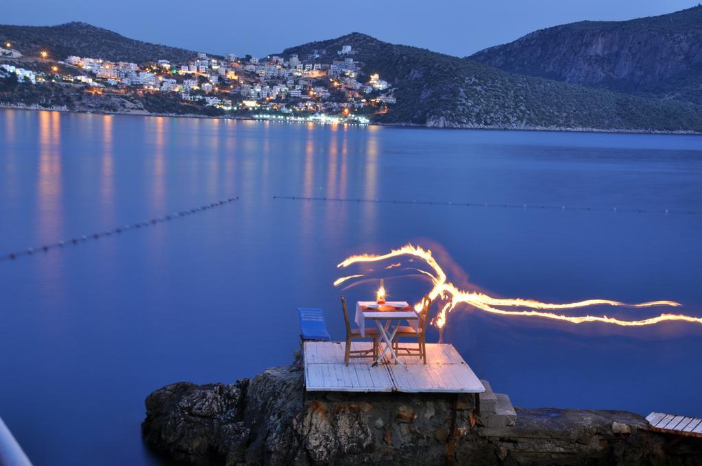 Caretta Hotel Kalkan Exteriör bild