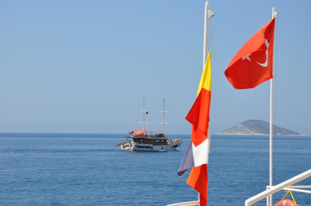 Caretta Hotel Kalkan Exteriör bild