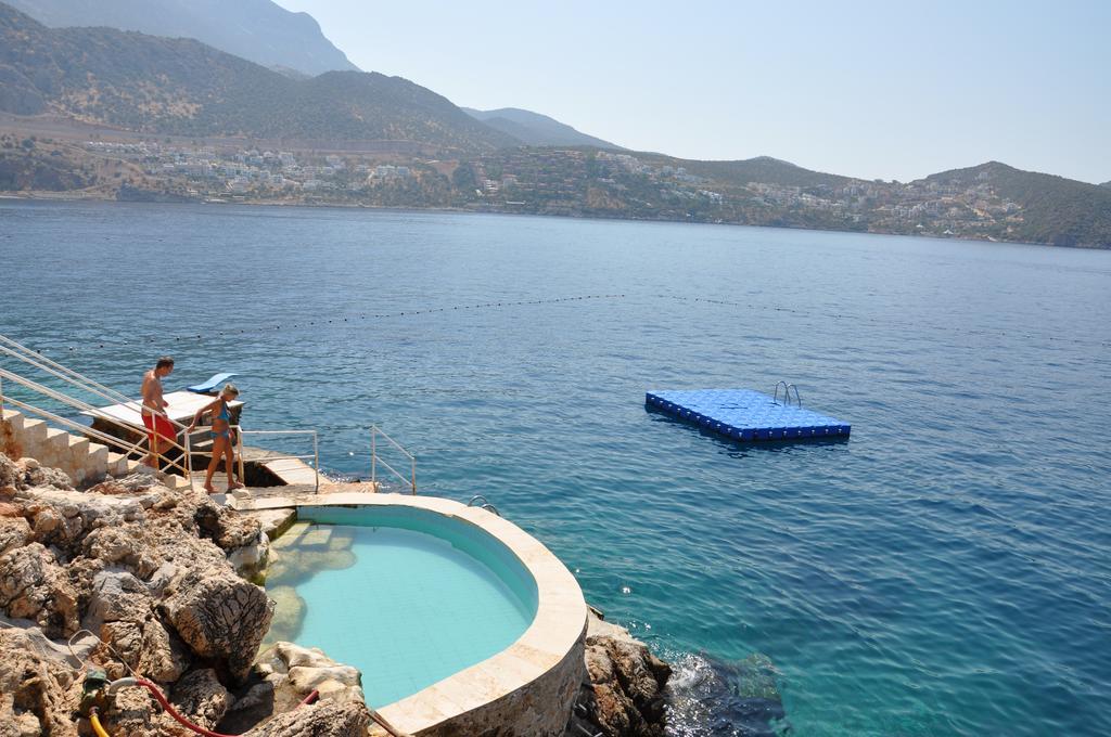 Caretta Hotel Kalkan Exteriör bild