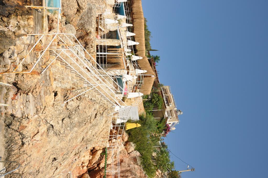 Caretta Hotel Kalkan Exteriör bild
