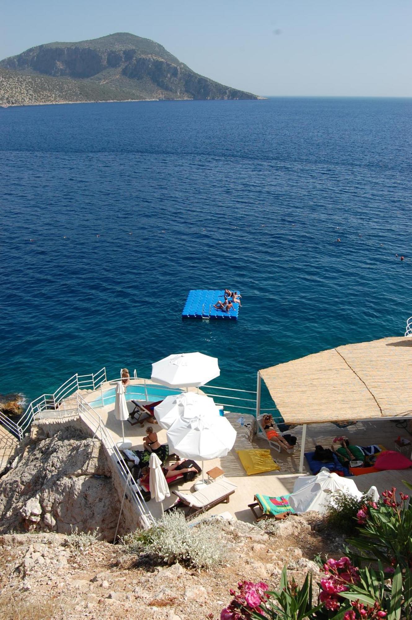 Caretta Hotel Kalkan Exteriör bild