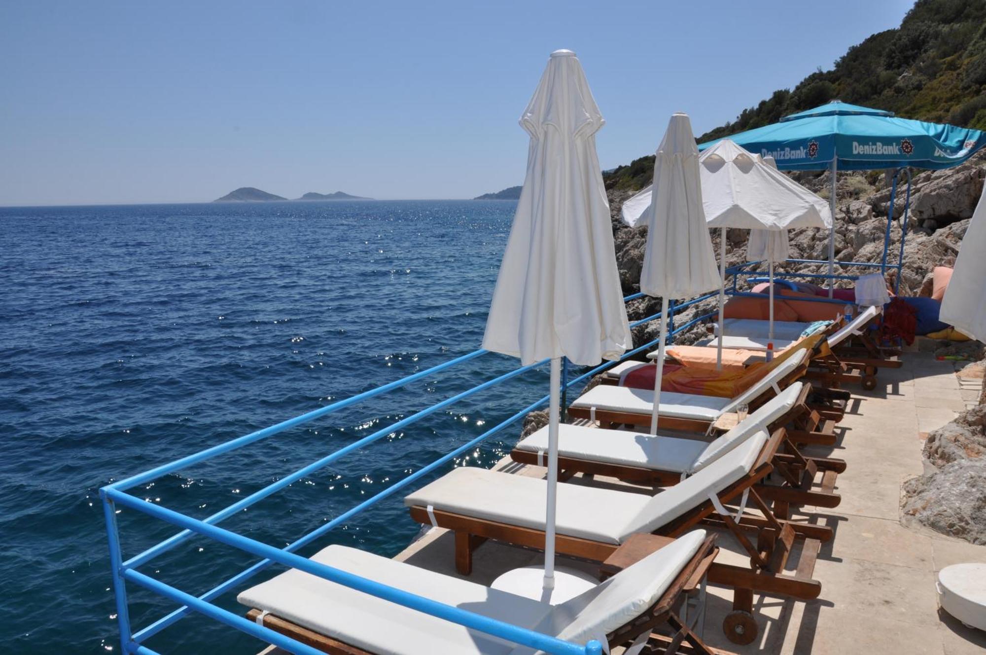 Caretta Hotel Kalkan Exteriör bild